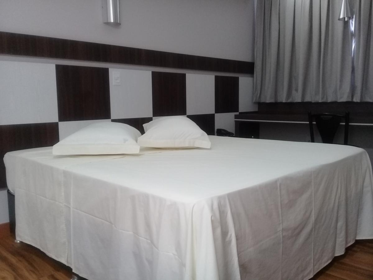 Hotel Maestro Villa Do Lago Toledo Екстер'єр фото