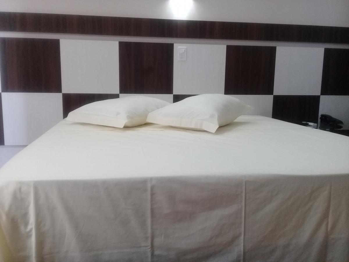 Hotel Maestro Villa Do Lago Toledo Екстер'єр фото