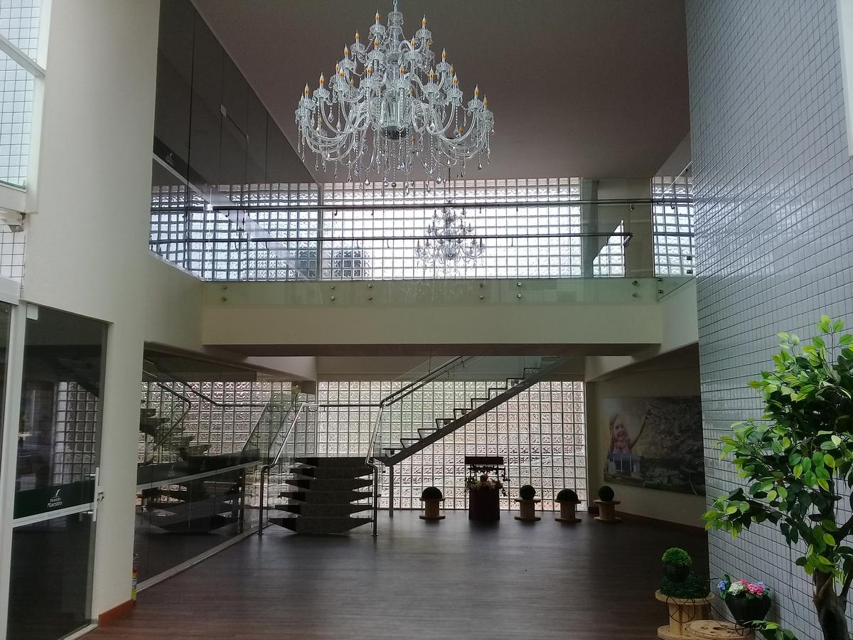 Hotel Maestro Villa Do Lago Toledo Екстер'єр фото